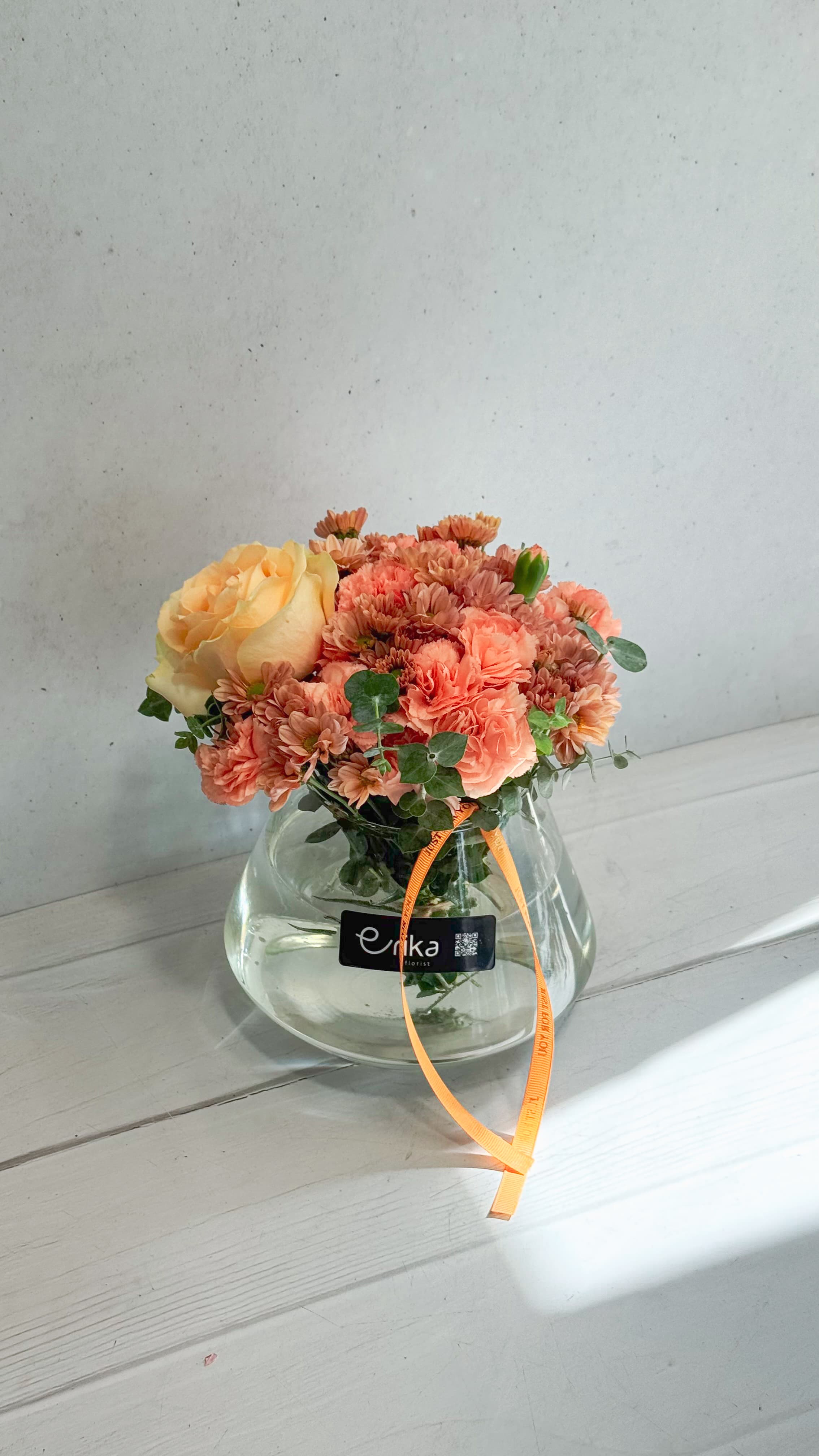 جار گل پاییزی میخک و رز